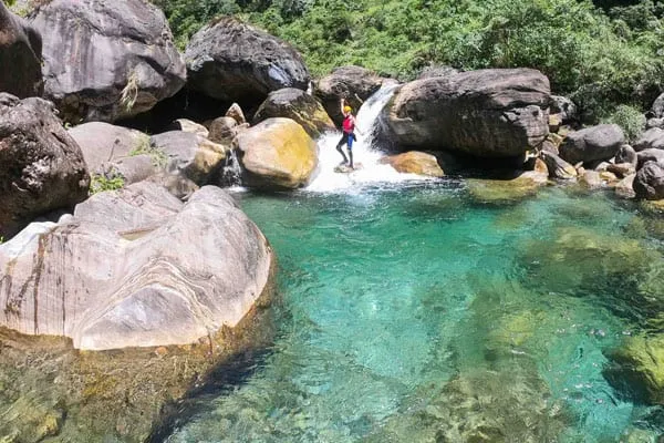 夏天炎熱就是要溯溪!!