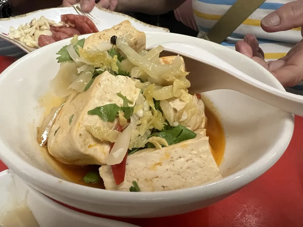 Hualien-style stinky tofu with pickled cabbage and chili sauce A-Cheng — Taiwan Insider